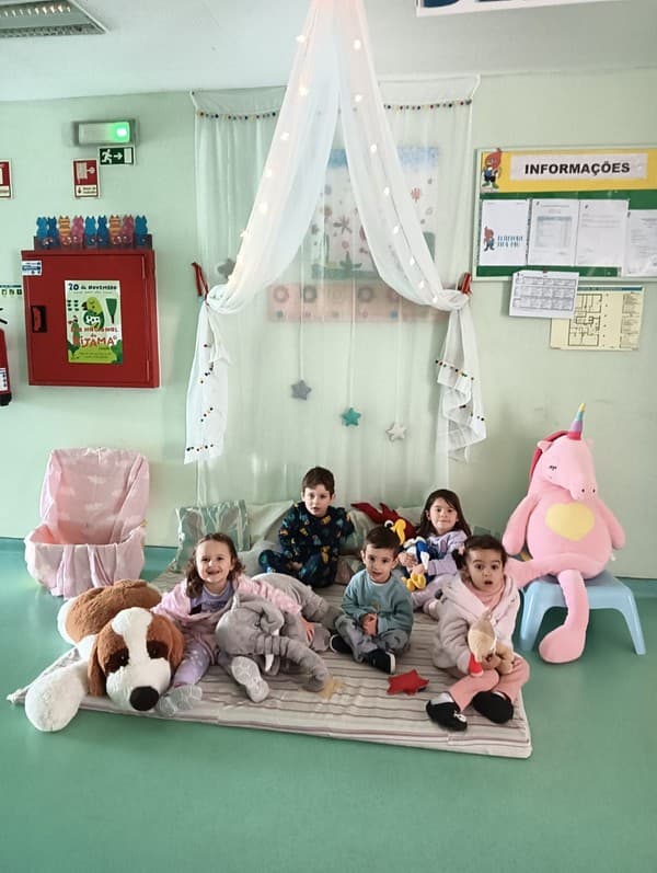 Externato Pica-Pau celebra o Dia Nacional do Pijama — foto 15