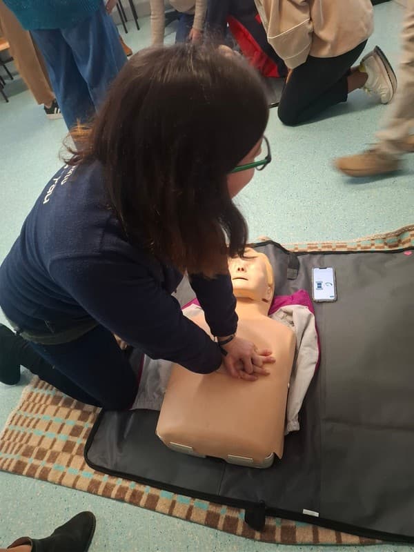 Formação de Suporte Básico de Vida no Externato Pica-Pau — foto 4