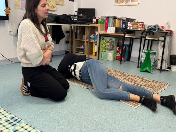 Formação de Suporte Básico de Vida no Externato Pica-Pau — foto 6