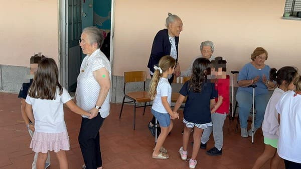 Externato Pica-Pau assinala o Dia Internacional do Idoso e o Dia Mundial da Música — foto 2