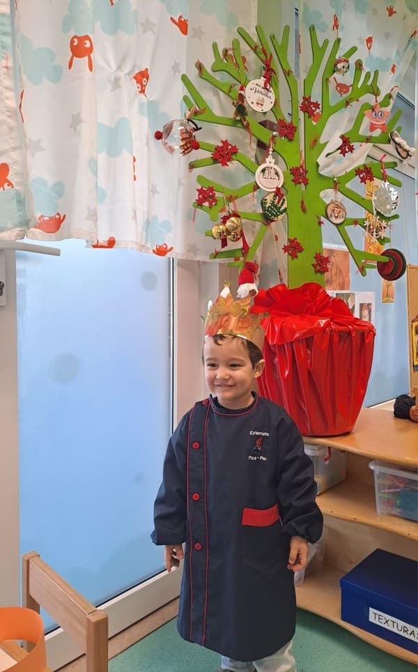 Externato Pica-Pau do Jardim da Amoreira celebra Dia de Reis com troca de prendas — foto 18
