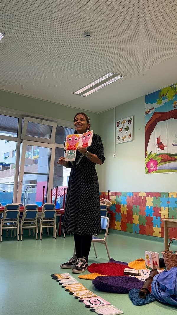 Autora Andreia Salgueiro visita Externato Pica-Pau do Jardim da Amoreira no Dia do Livro — foto 3
