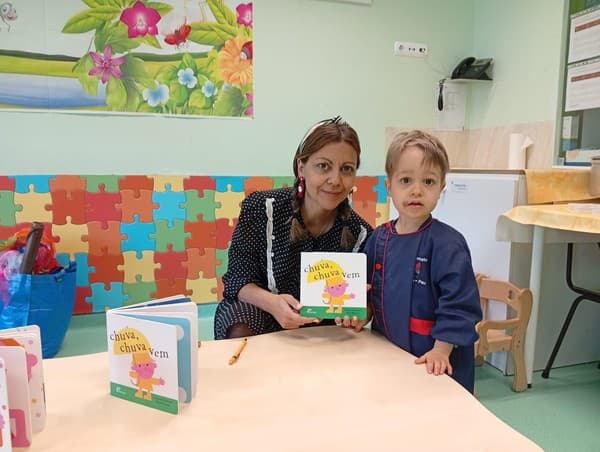 Autora Andreia Salgueiro visita Externato Pica-Pau do Jardim da Amoreira no Dia do Livro — foto 10