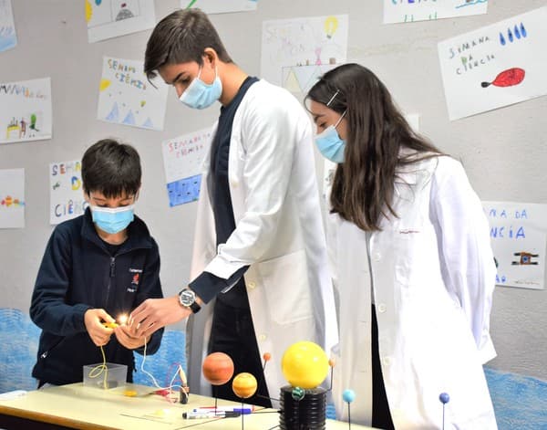 A Semana da Ciência do ICE de visita ao Externato Pica-Pau — foto 9