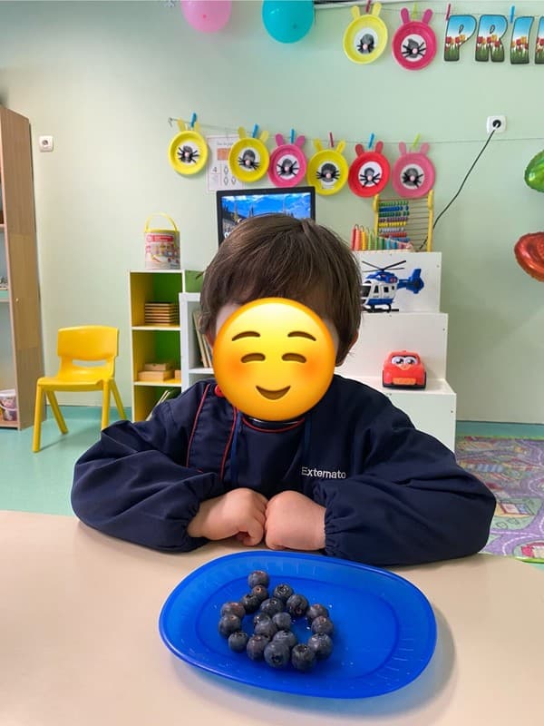 Sala dos Pipocas fazem espetadas de frutas — foto 9