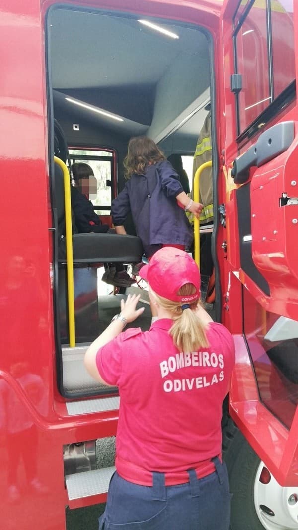Bombeiros de Odivelas visitaram o Externato Pica-Pau — foto 3