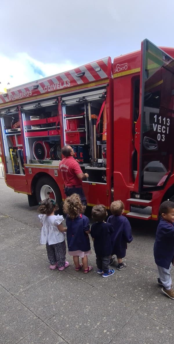 Bombeiros de Odivelas visitaram o Externato Pica-Pau — foto 7