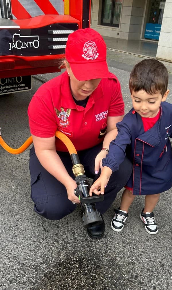 Bombeiros de Odivelas visitaram o Externato Pica-Pau — foto 9