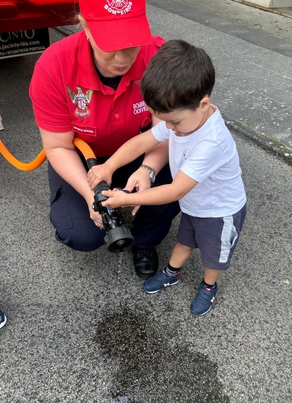Bombeiros de Odivelas visitaram o Externato Pica-Pau — foto 10