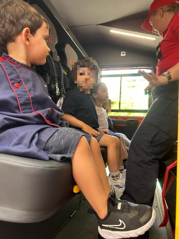 Bombeiros de Odivelas visitaram o Externato Pica-Pau — foto 11