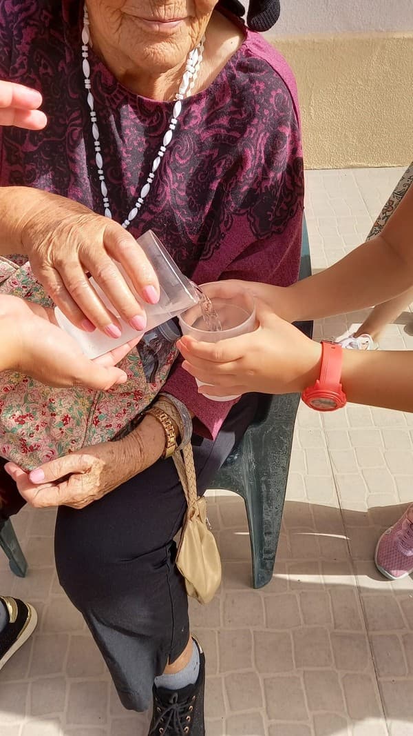 Alunos do 3.º ano celebram o Dia Internacional do Idoso — foto 12