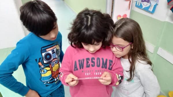 Turmas do 3.º ano dinamizam Caça ao Pijama — foto 1