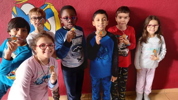 Turmas do 3.º ano dinamizam Caça ao Pijama — foto 5