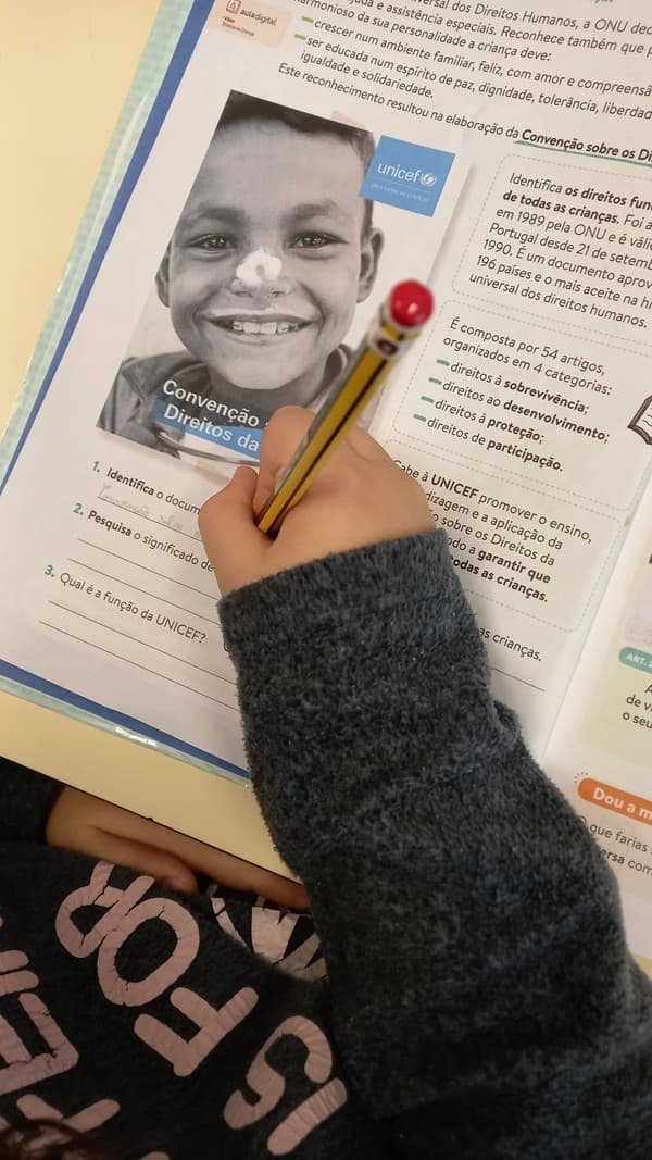 Turmas do 3.º ano dinamizam Caça ao Pijama — foto 7