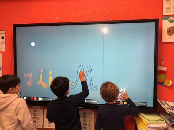 O 1.º ano continua a aprender o abecedário — foto 2