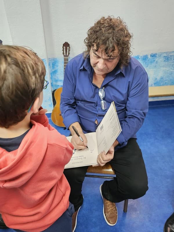 Livros Infantis apresentados no Externato Pica-Pau — foto 1