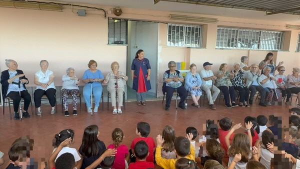 Externato Pica-Pau assinala o Dia Internacional do Idoso e o Dia Mundial da Música