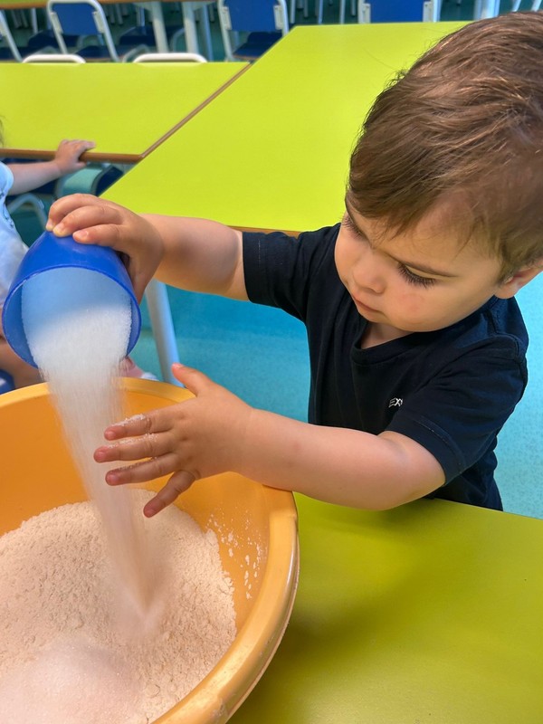 Turmas dos 12/24 meses celebram o Dia da Criança com bolachinhas de manteiga