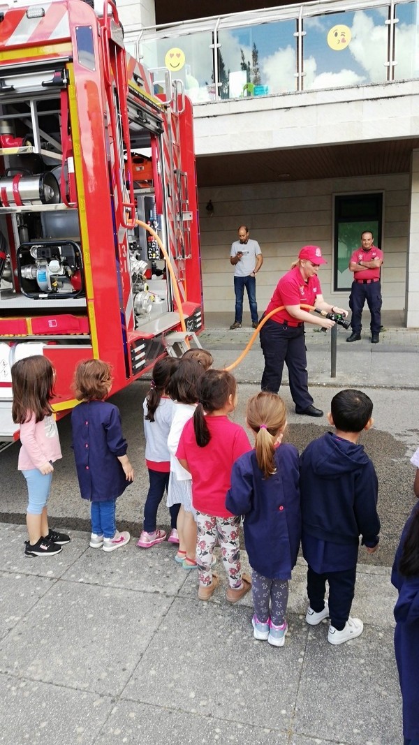 Bombeiros de Odivelas visitaram o Externato Pica-Pau