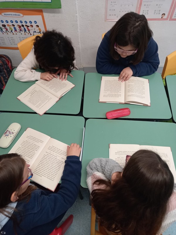 Turmas do Pré-Escolar e do 1.º Ciclo conheceram o “Minas, O Lápis Professor”