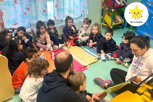 Hora do Conto traz as famílias até à nossa Escola